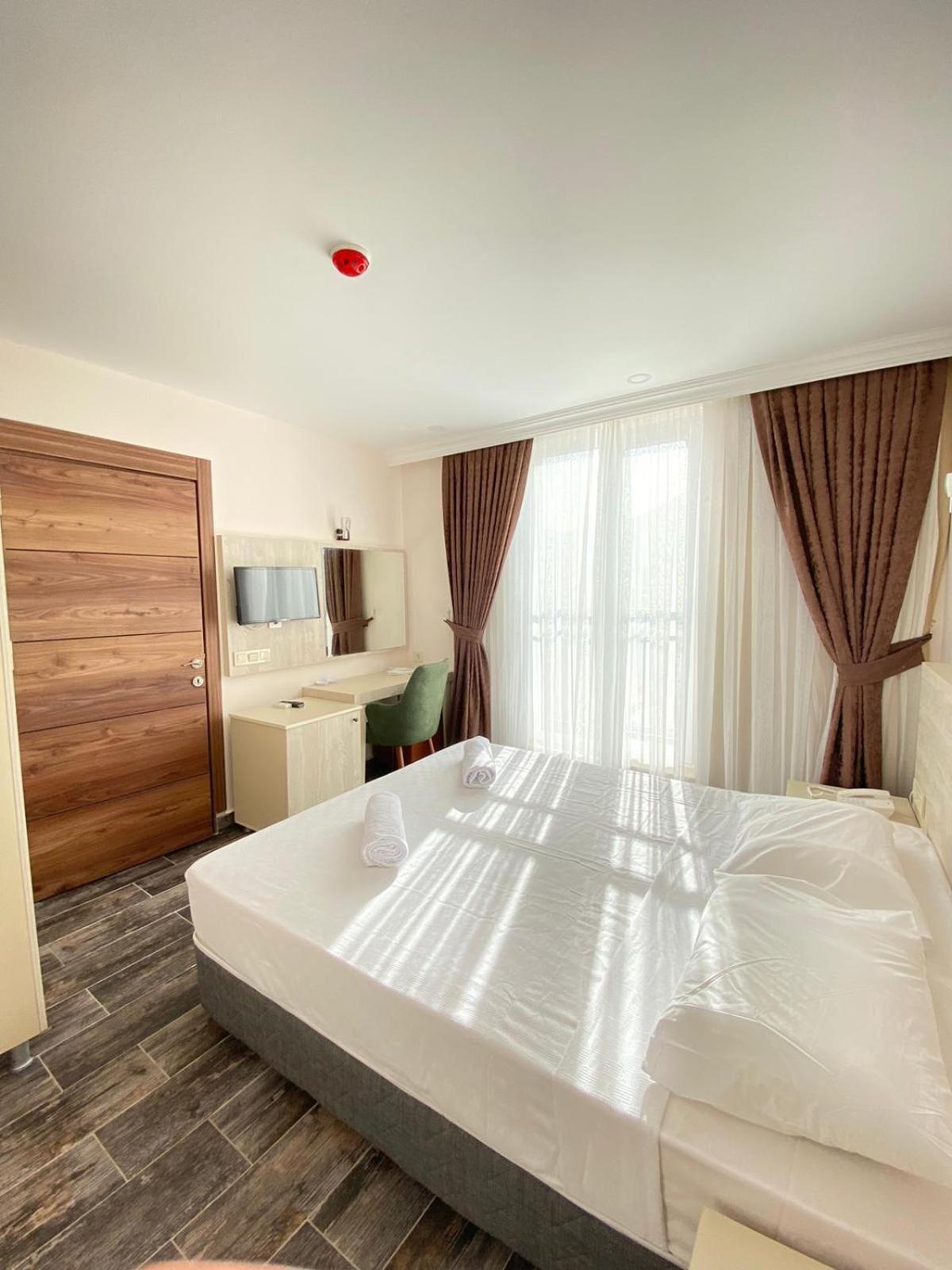 Dream Town Hotel&Restaurant Кемер Экстерьер фото